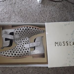 Meet your Posher, Don price